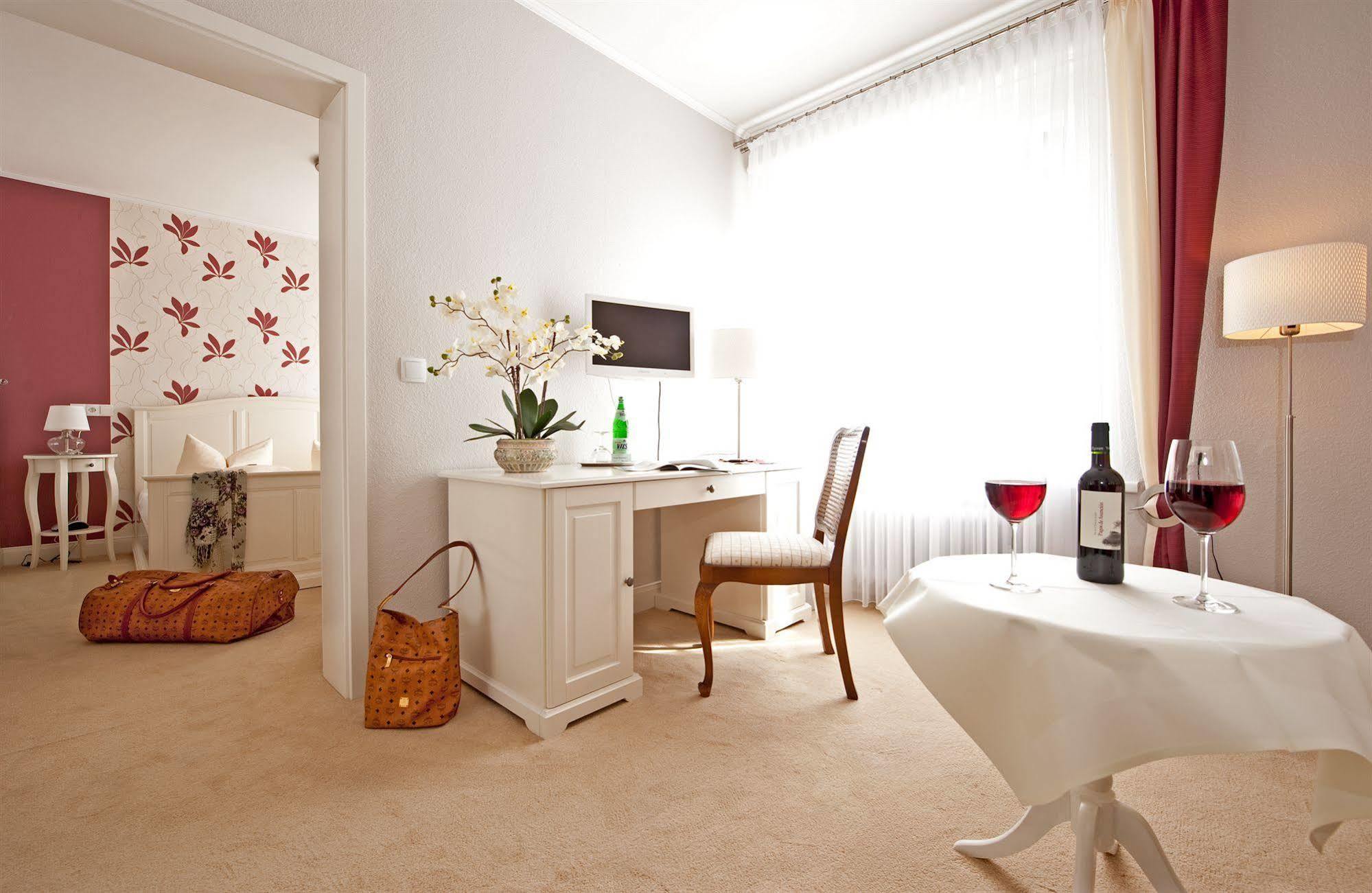 Boutiquehotel Das Haus Am Walde Bad Bevensen Exterior foto